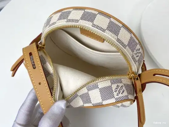 PM VUITTON LOUIS SOUPLE BOITE CHAPEAU 0603